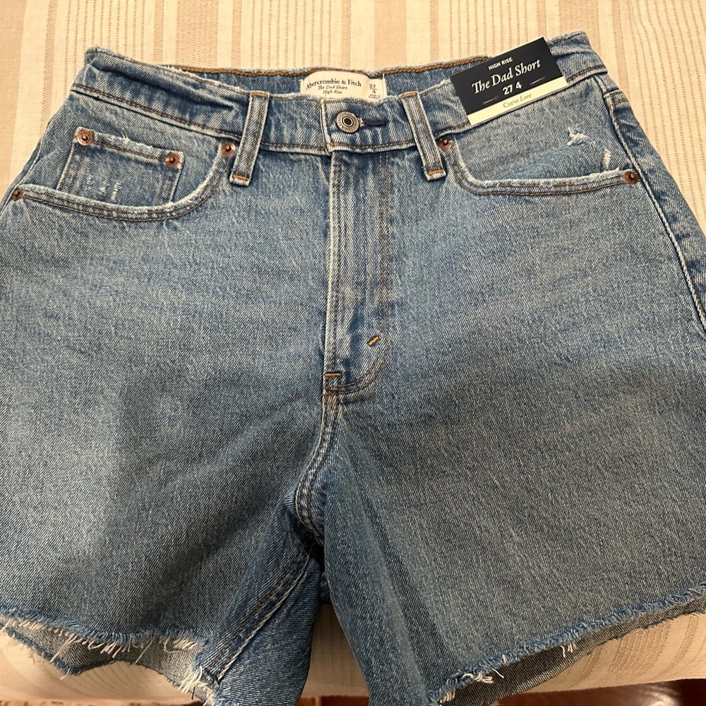 NWT Abercrombie high rise dad shorts for Women